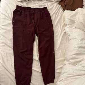 Lululemon Men's License to Train Jogger